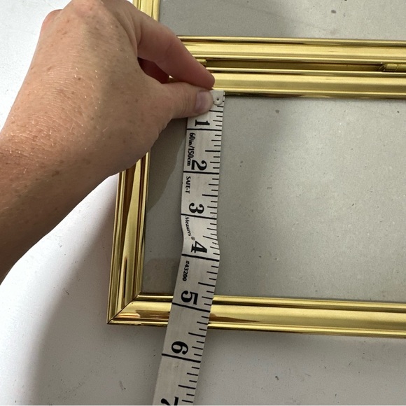 Vintage Brass Bi Fold Picture Frame | 5 x 7 - Picture 7 of 7